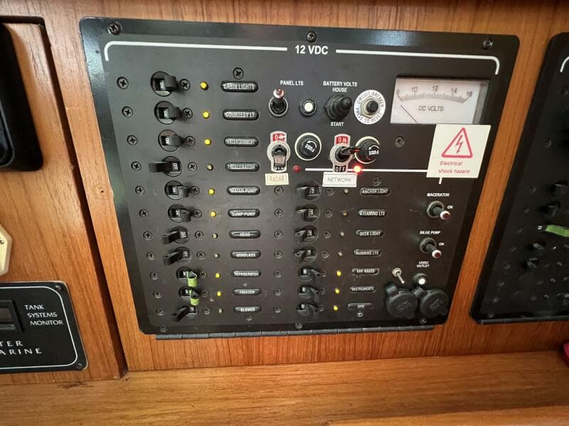 2004 Hunter 41