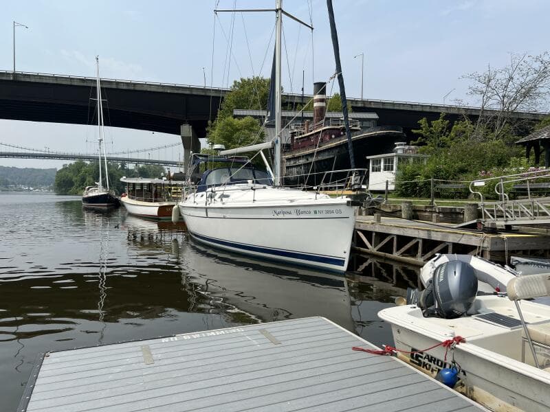 2004 Hunter 41