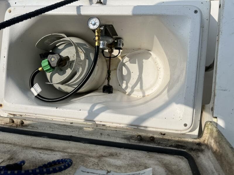 2004 Hunter 41
