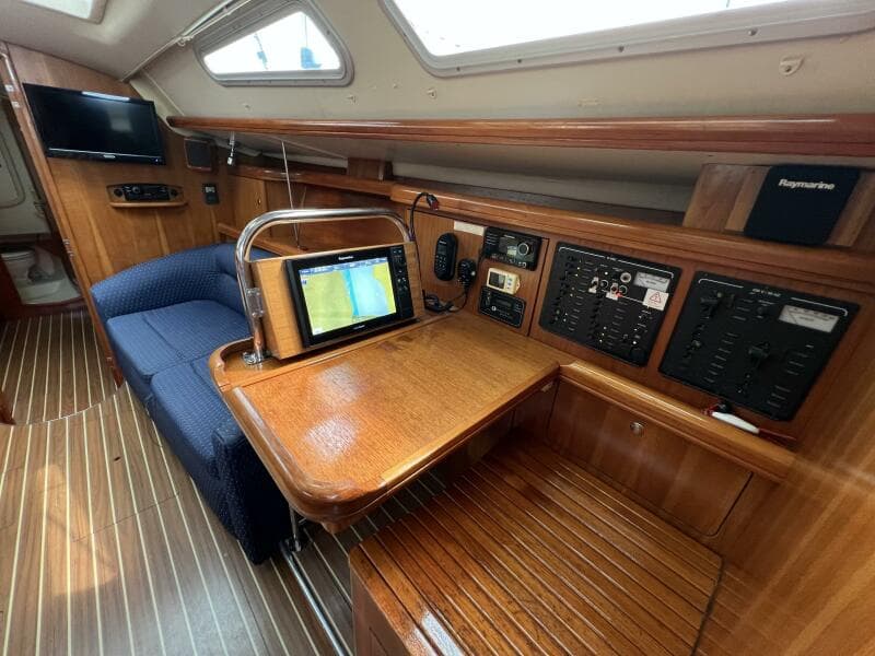 2004 Hunter 41