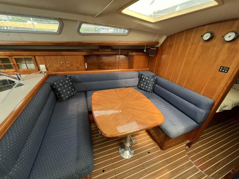 2004 Hunter 41