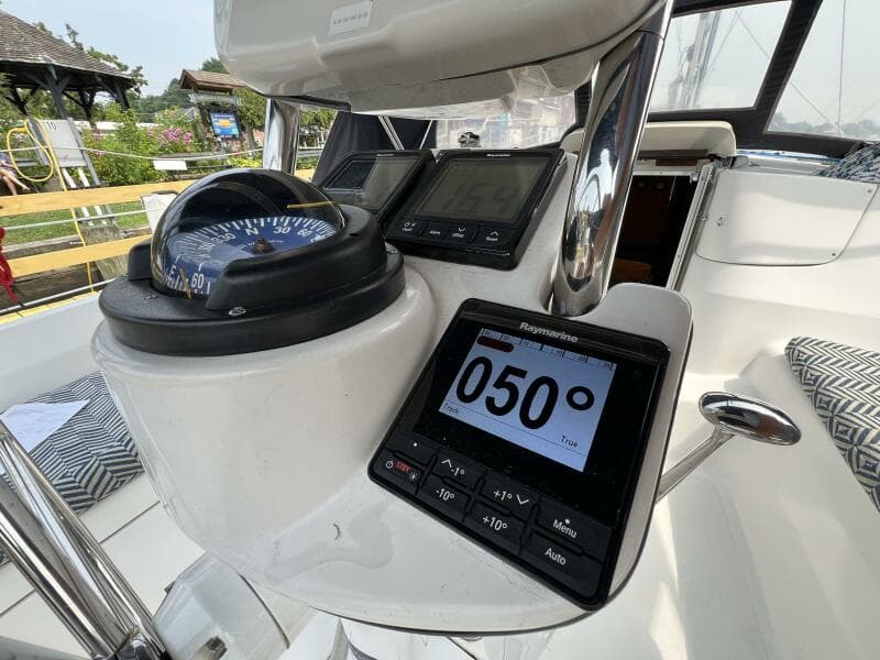 2004 Hunter 41