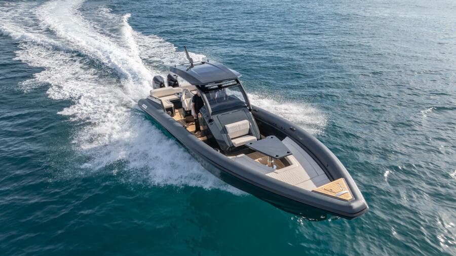 2025 Skipper darkgrey/macadima