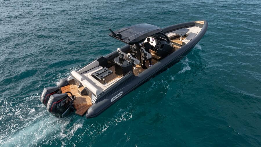 2025 Skipper darkgrey/macadima