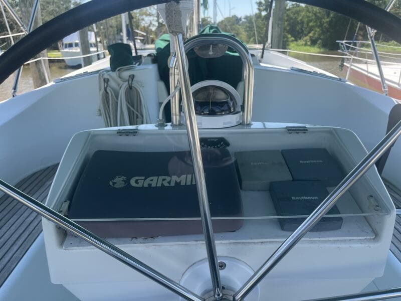 2001 Beneteau Oceanis 381 - 