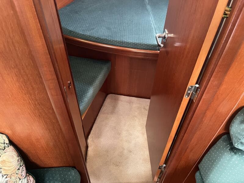 2001 Beneteau Oceanis 381 - 