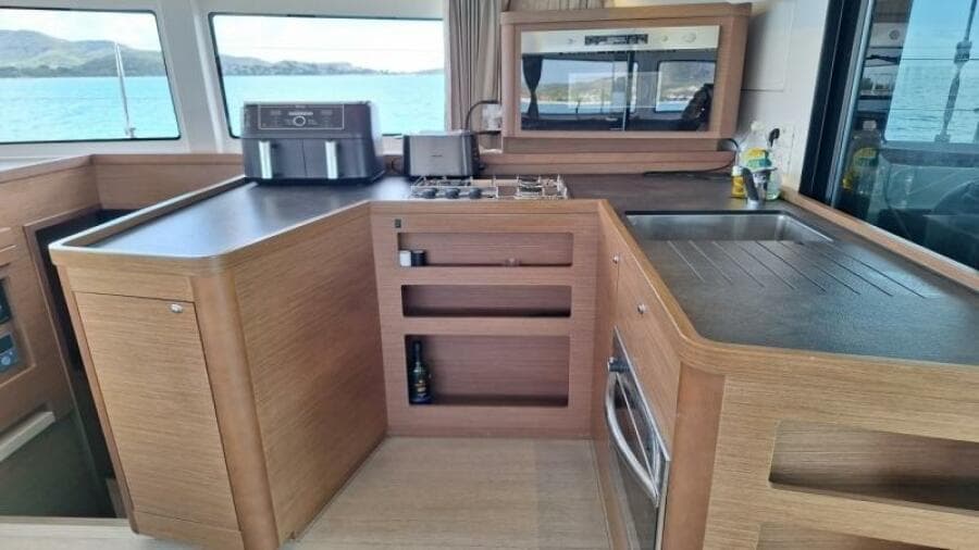 2018 Lagoon 42