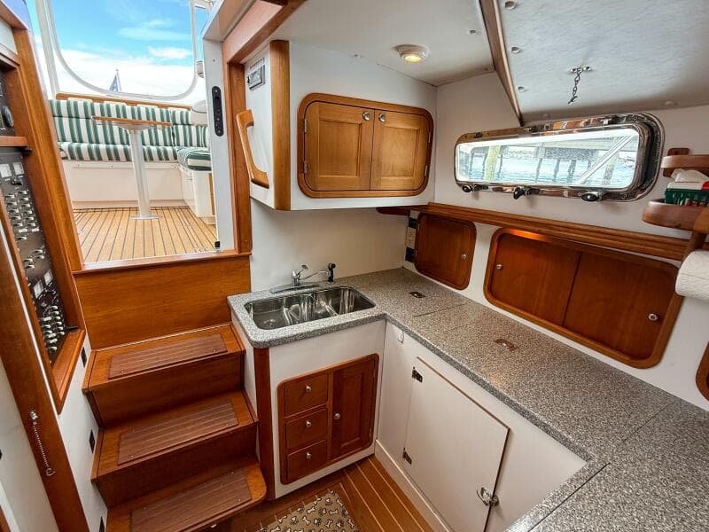 2002 Legacy 34 Express Twin Jet