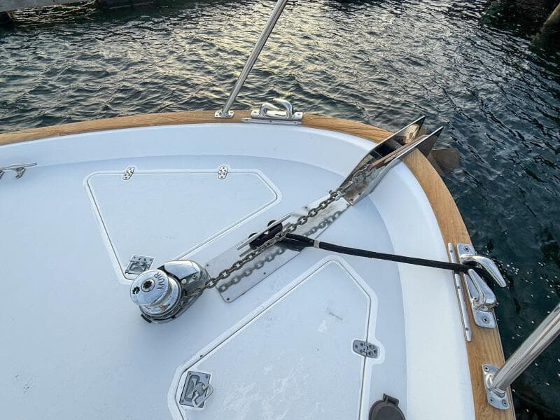 2002 Legacy 34 Express Twin Jet