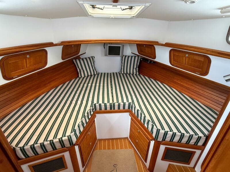2002 Legacy 34 Express Twin Jet