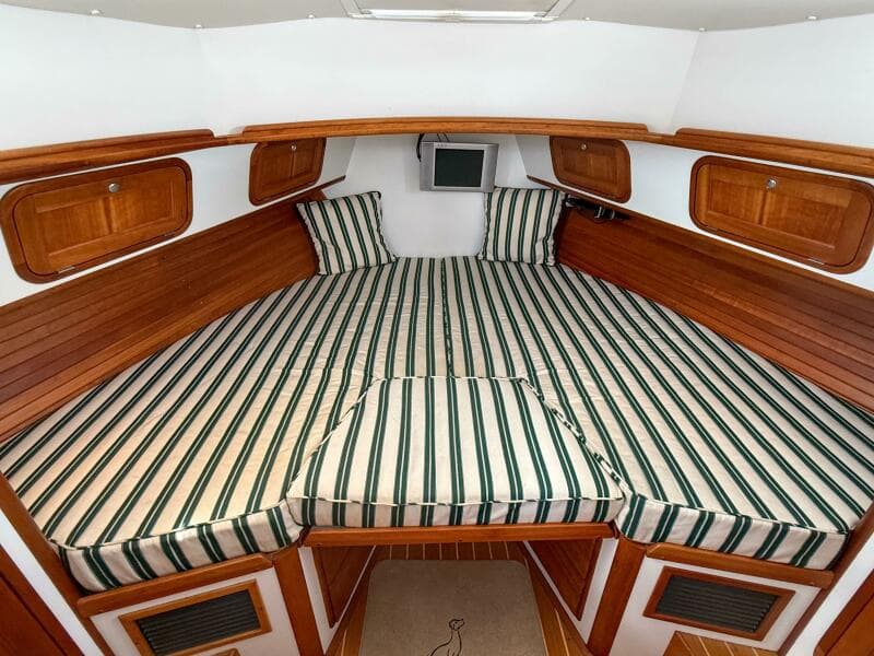 2002 Legacy 34 Express Twin Jet