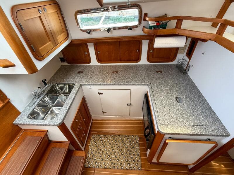 2002 Legacy 34 Express Twin Jet