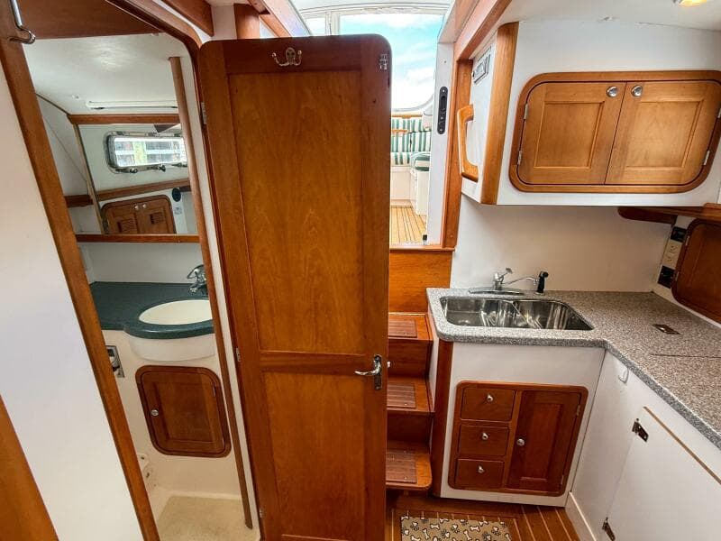 2002 Legacy 34 Express Twin Jet