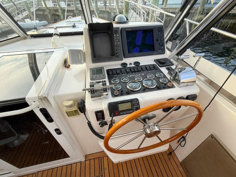 2002 Legacy 34 Express Twin Jet