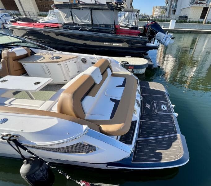 2019 Four Winns H290
