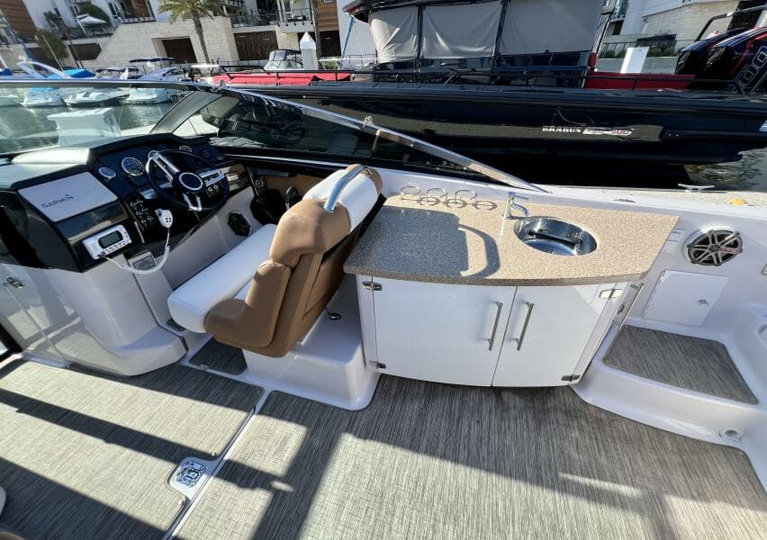 2019 Four Winns H290