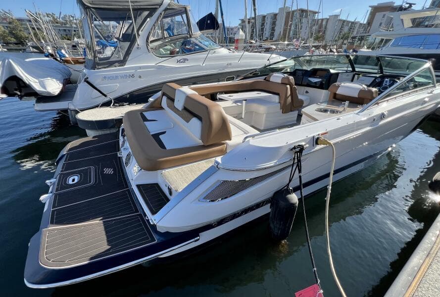 2019 Four Winns H290