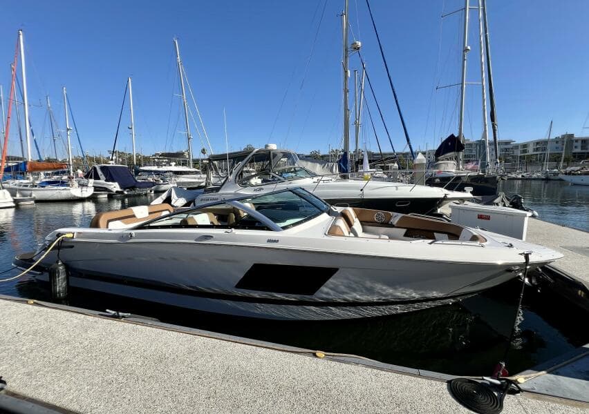 2019 Four Winns H290