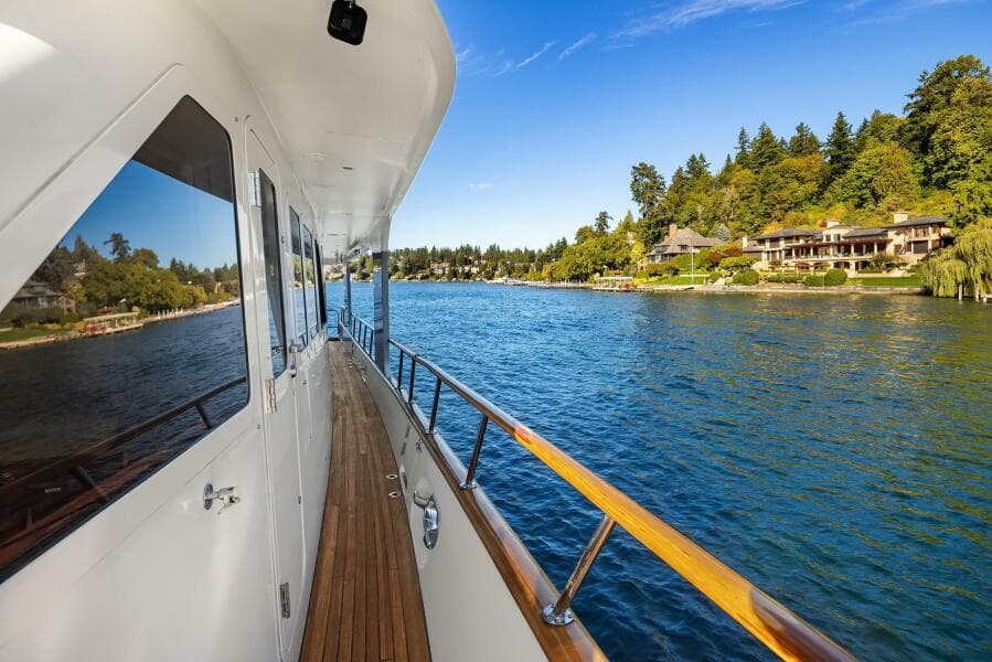 Side Deck