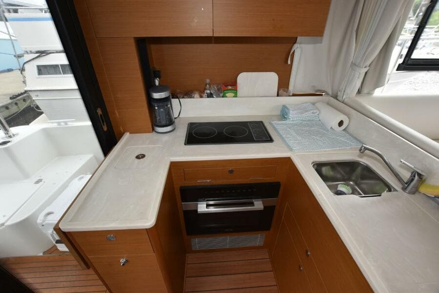 2023 Beneteau Swift Trawler 41 Fly