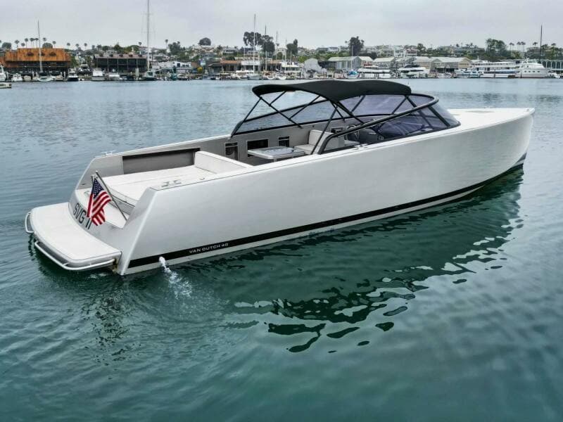 2017 Van Dutch 