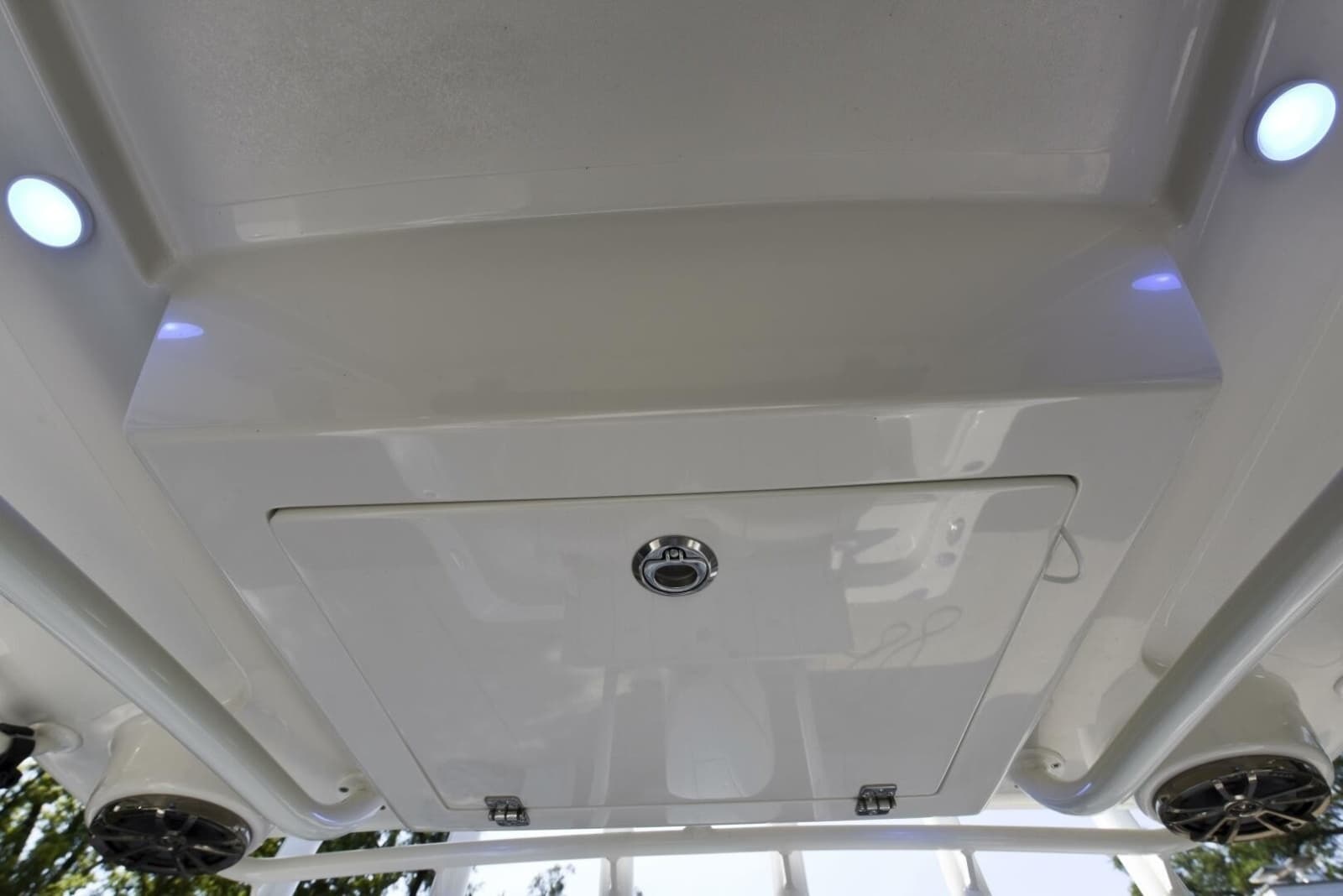 2022 Ranger 2360 Bay