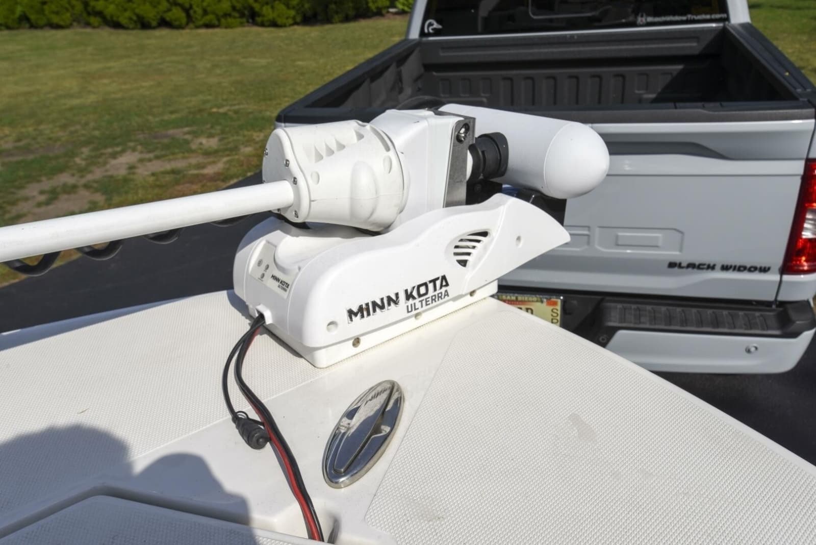 2022 Ranger 2360 Bay