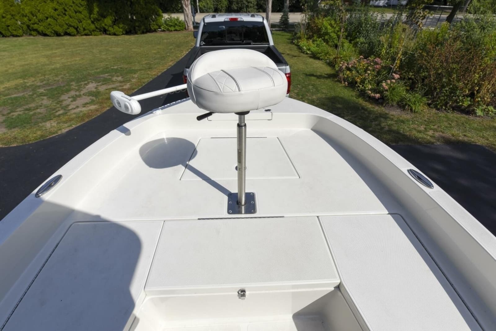2022 Ranger 2360 Bay