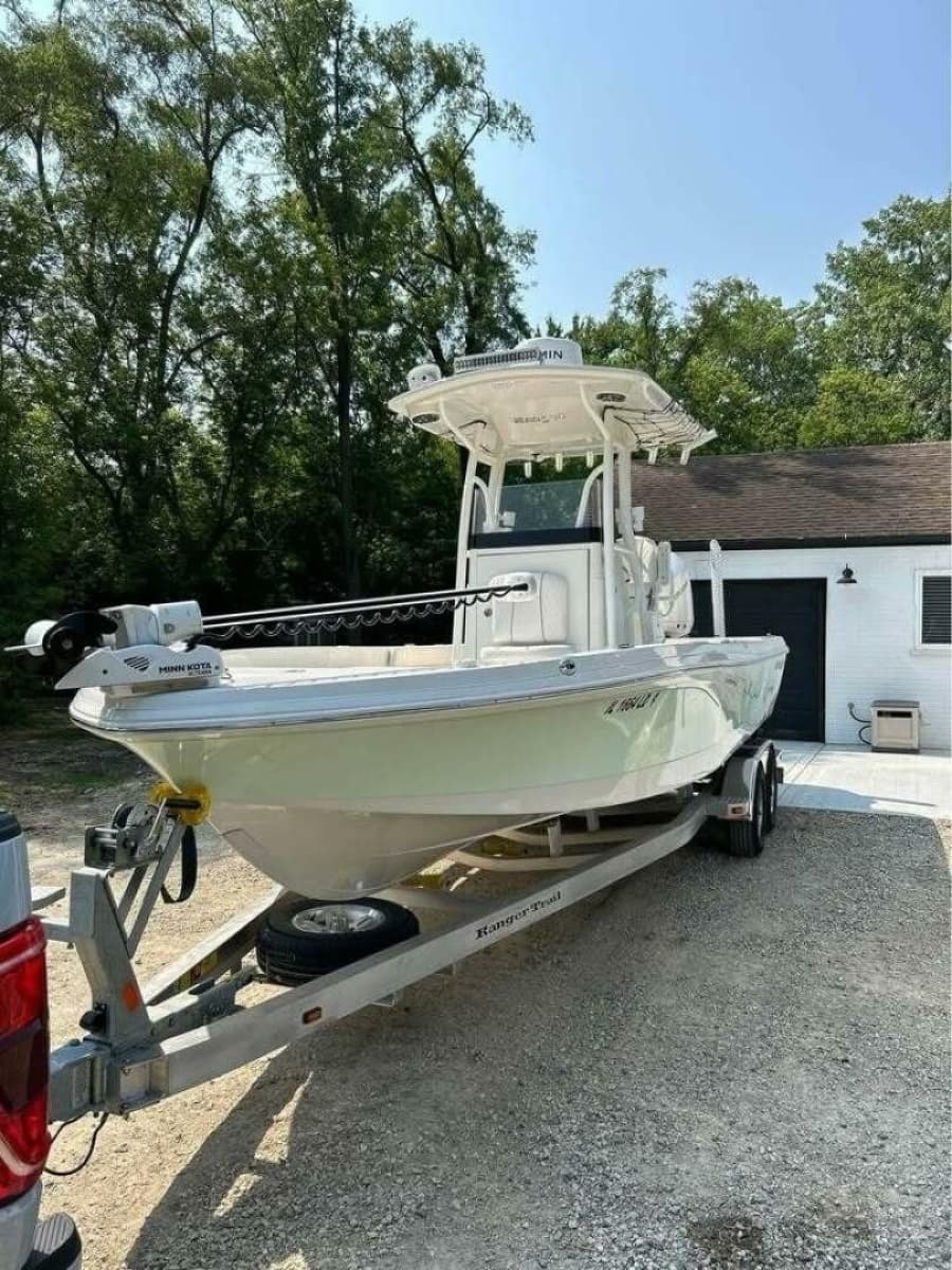 2022 Ranger 2360 Bay