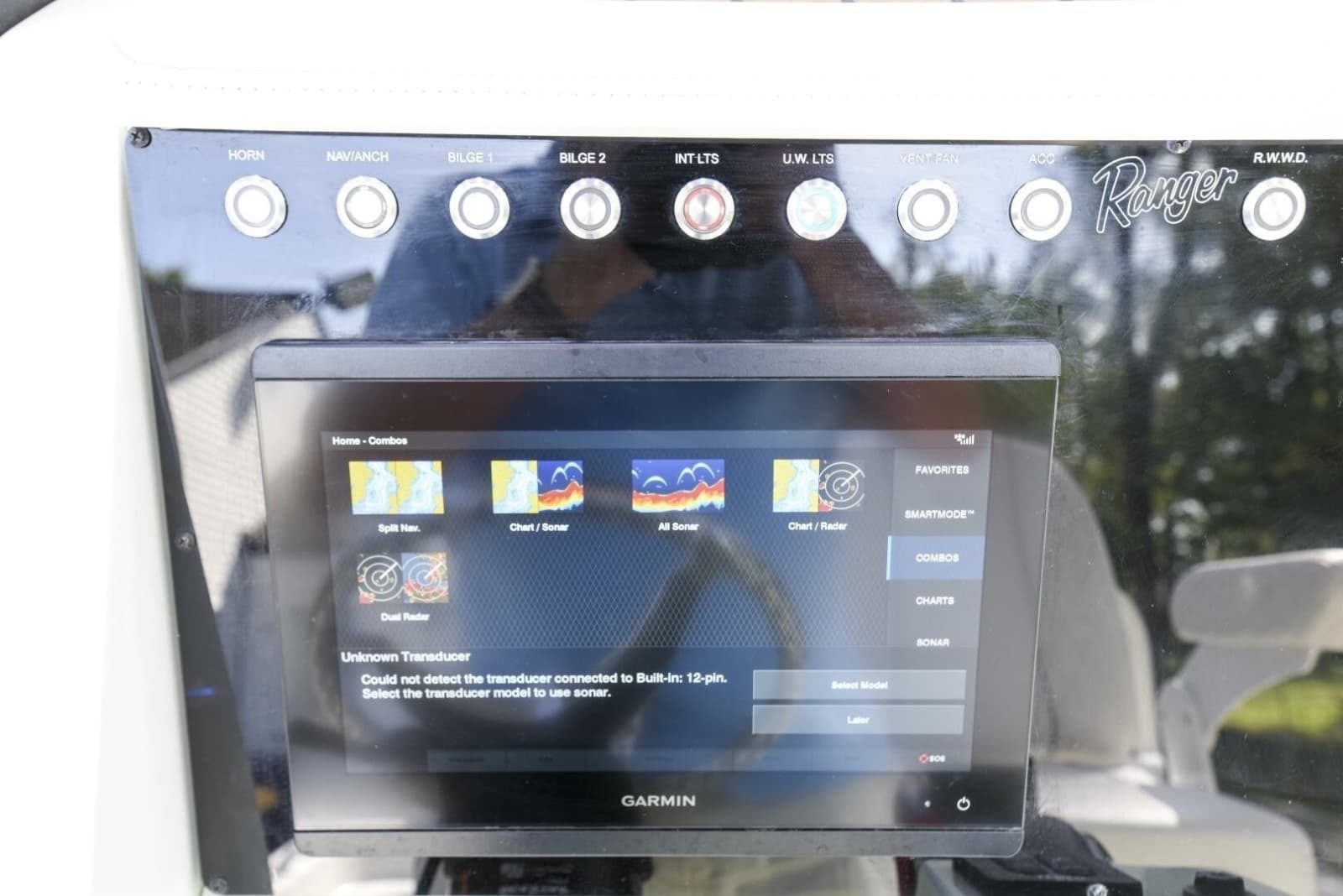 2022 Ranger 2360 Bay
