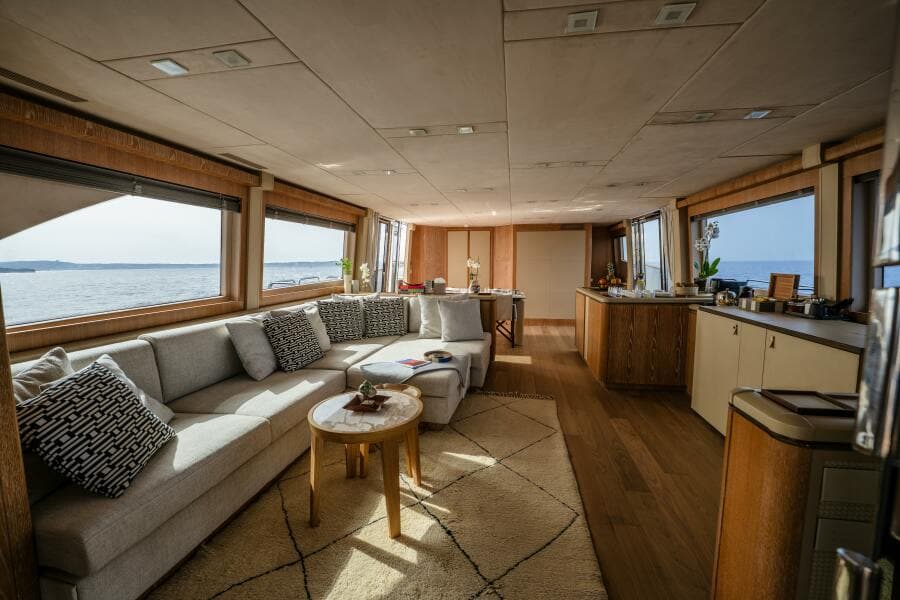 2013 Monte Carlo Yachts 