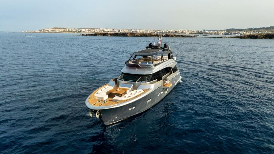 2013 Monte Carlo Yachts 