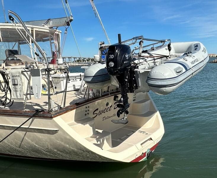 2005 Island Packet 485