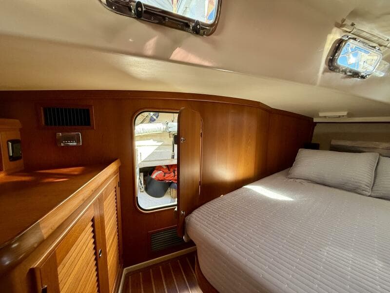 2005 Island Packet 485
