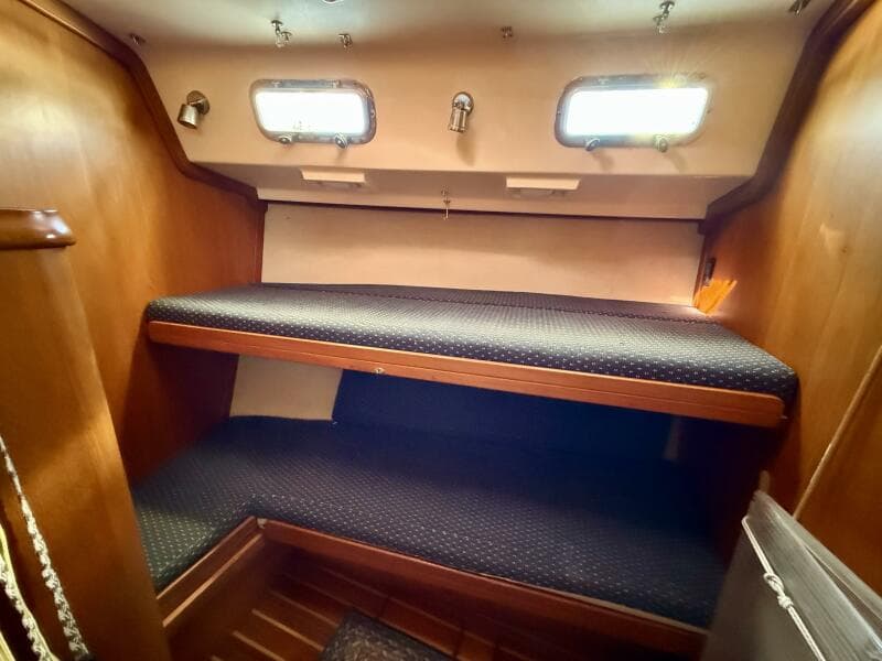 2005 Island Packet 485