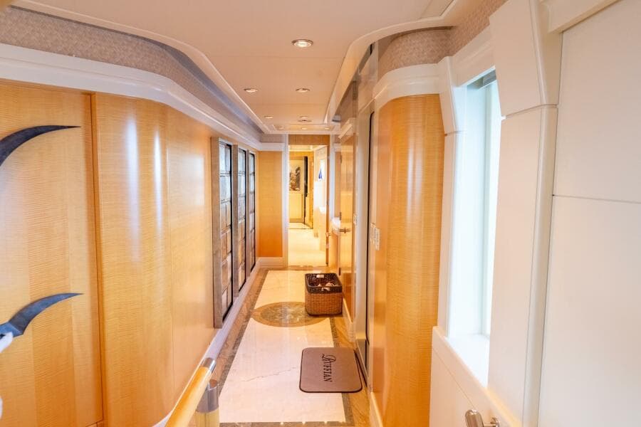 2001 Delta Marine Tri-Deck