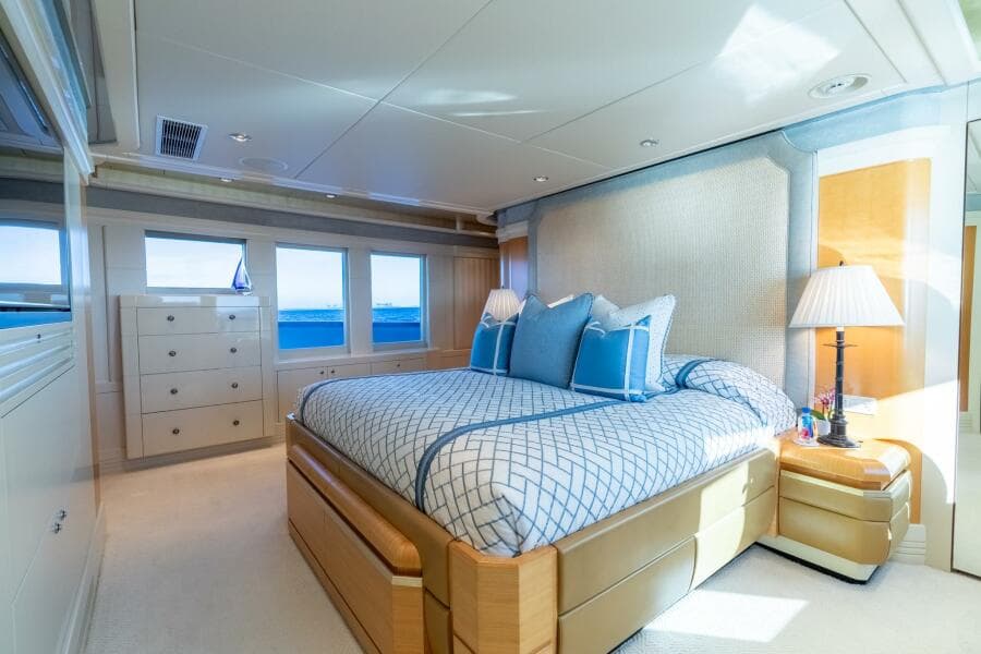 2001 Delta Marine Tri-Deck