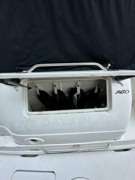 2004 Sea Ray 