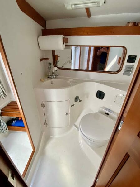 2001 J Boats J 46