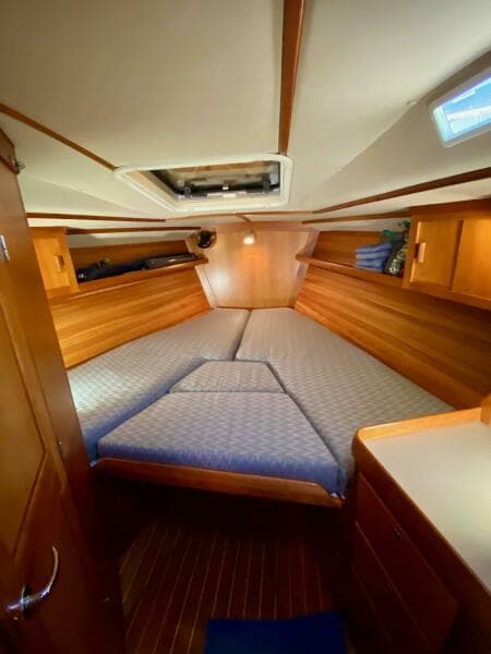 2001 J Boats J 46