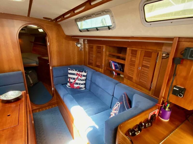 2001 J Boats J 46