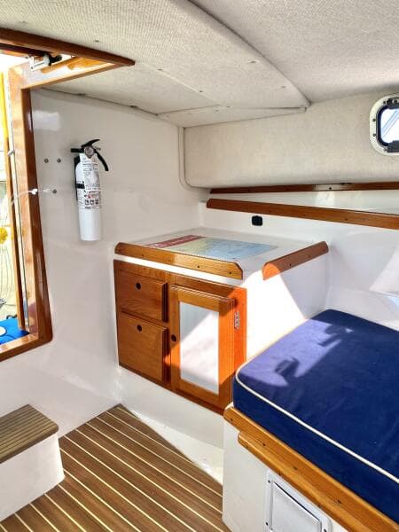 2003 Surf-Hunter 25