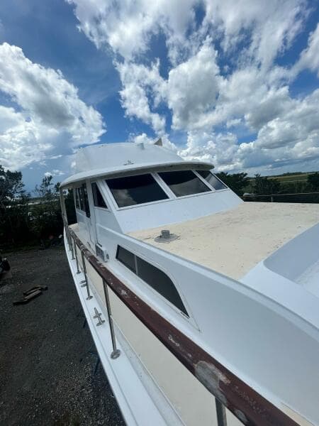 1983 Hatteras 