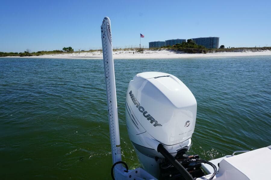 2022 25 Everglades 253cc Engine
