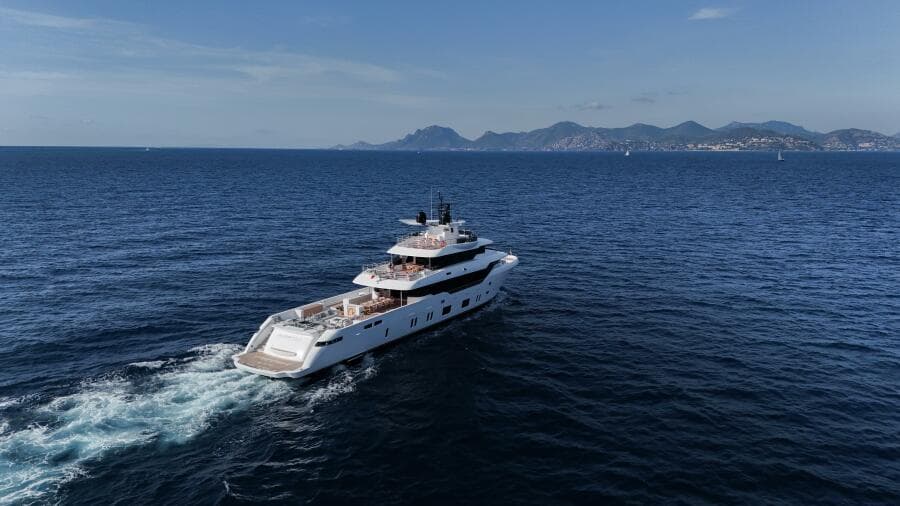 2023 Canados Expedition Yacht