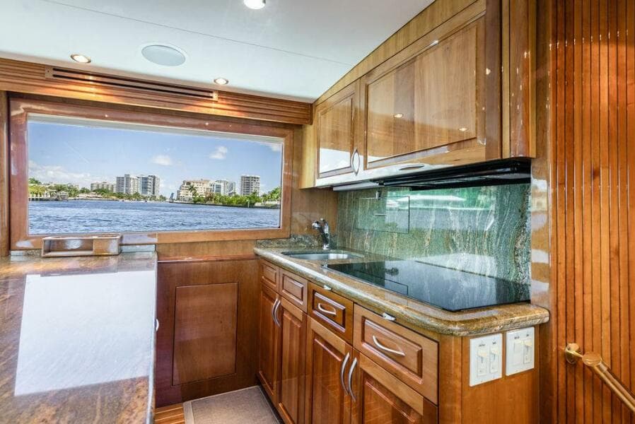 2005 Hatteras Enclosed Bridge