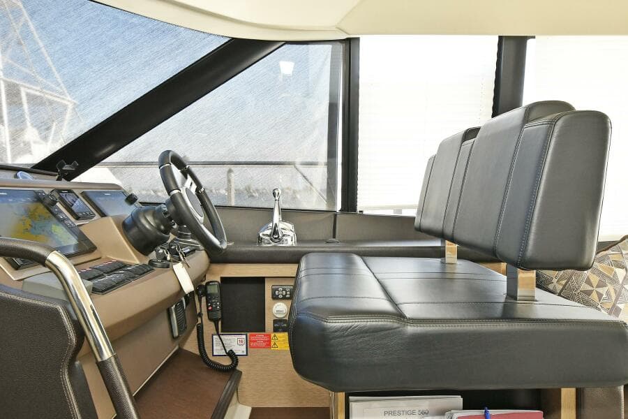 2018 Prestige 560 Fly
