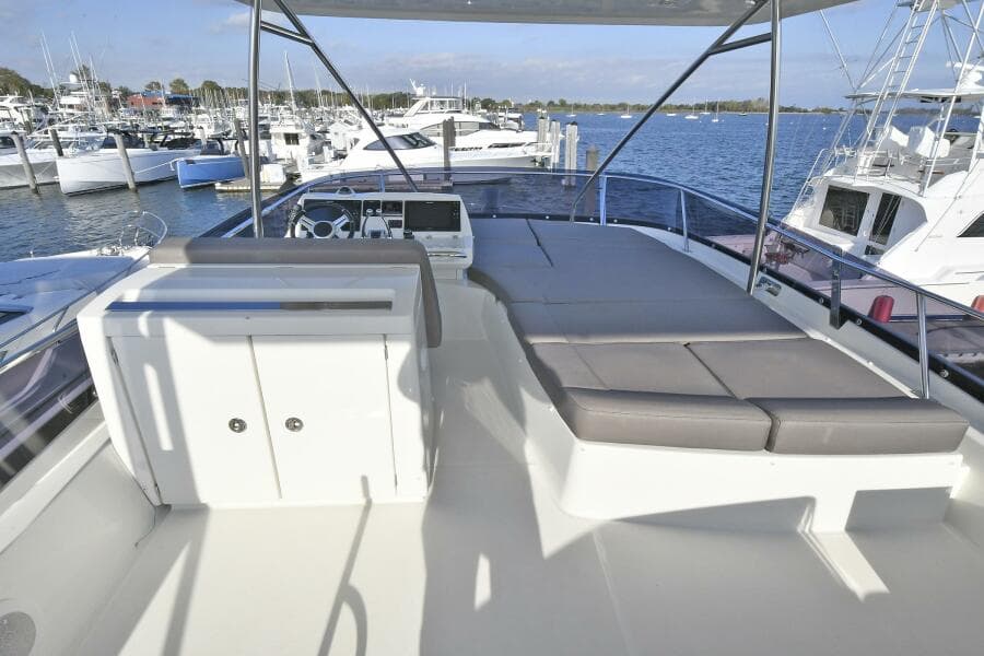 2018 Prestige 560 Fly