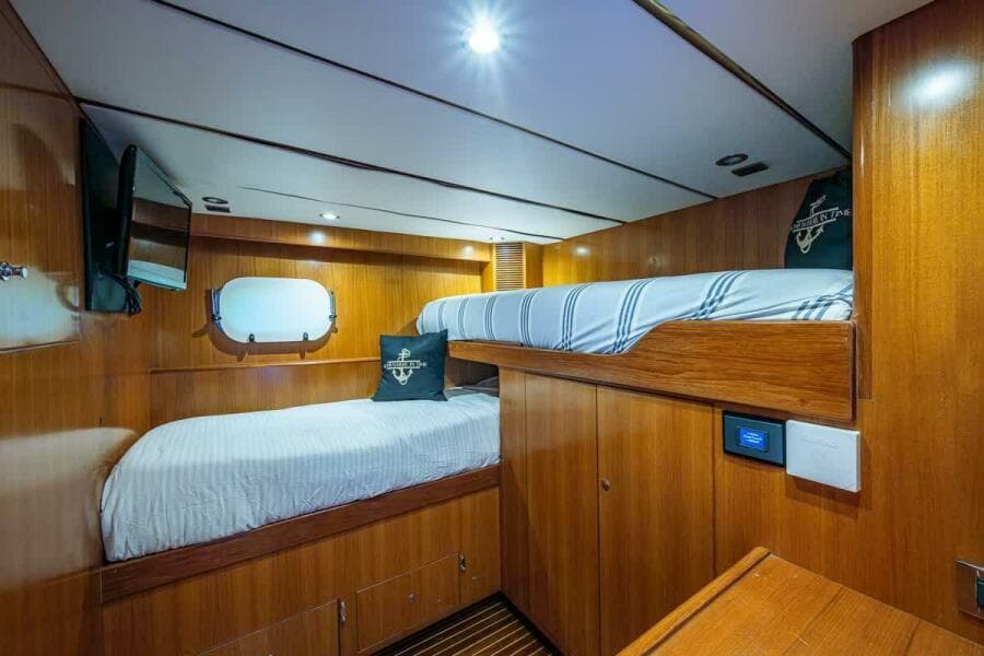 Ocean Alexander 78 Somewhere In Time- Crew Quarters