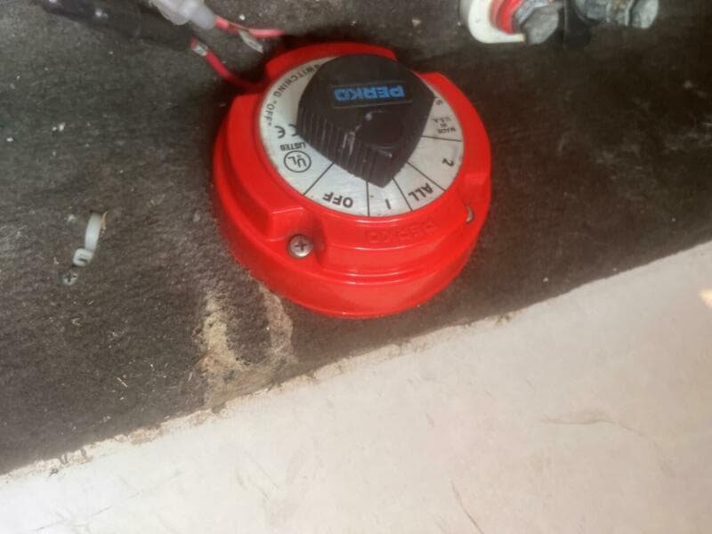 Battery Selector Switch
